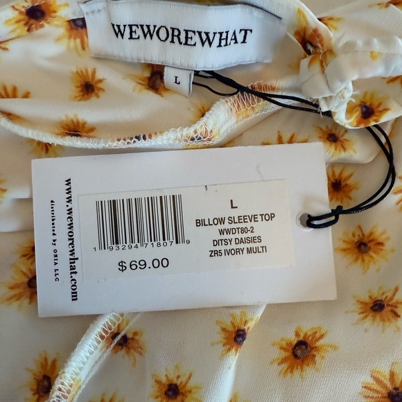 WeWoreWhat Billow Sleeve Top Size L Ditsy Daisies Ivory Multi NWT - Picture 4 of 4